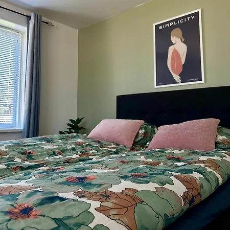 5 Minute Walk To Lego House - 50m2 Cozy Apartment- D Unit Billund