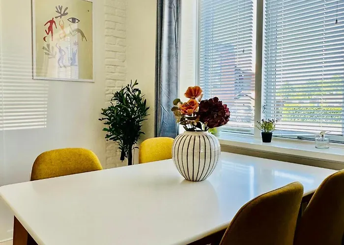 5 Minute Walk To Lego House - 50m2 Cozy Apartment- D Unit Billund